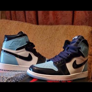 Jordan 1 “blue chill”